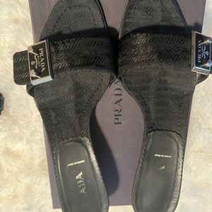 Prada slides